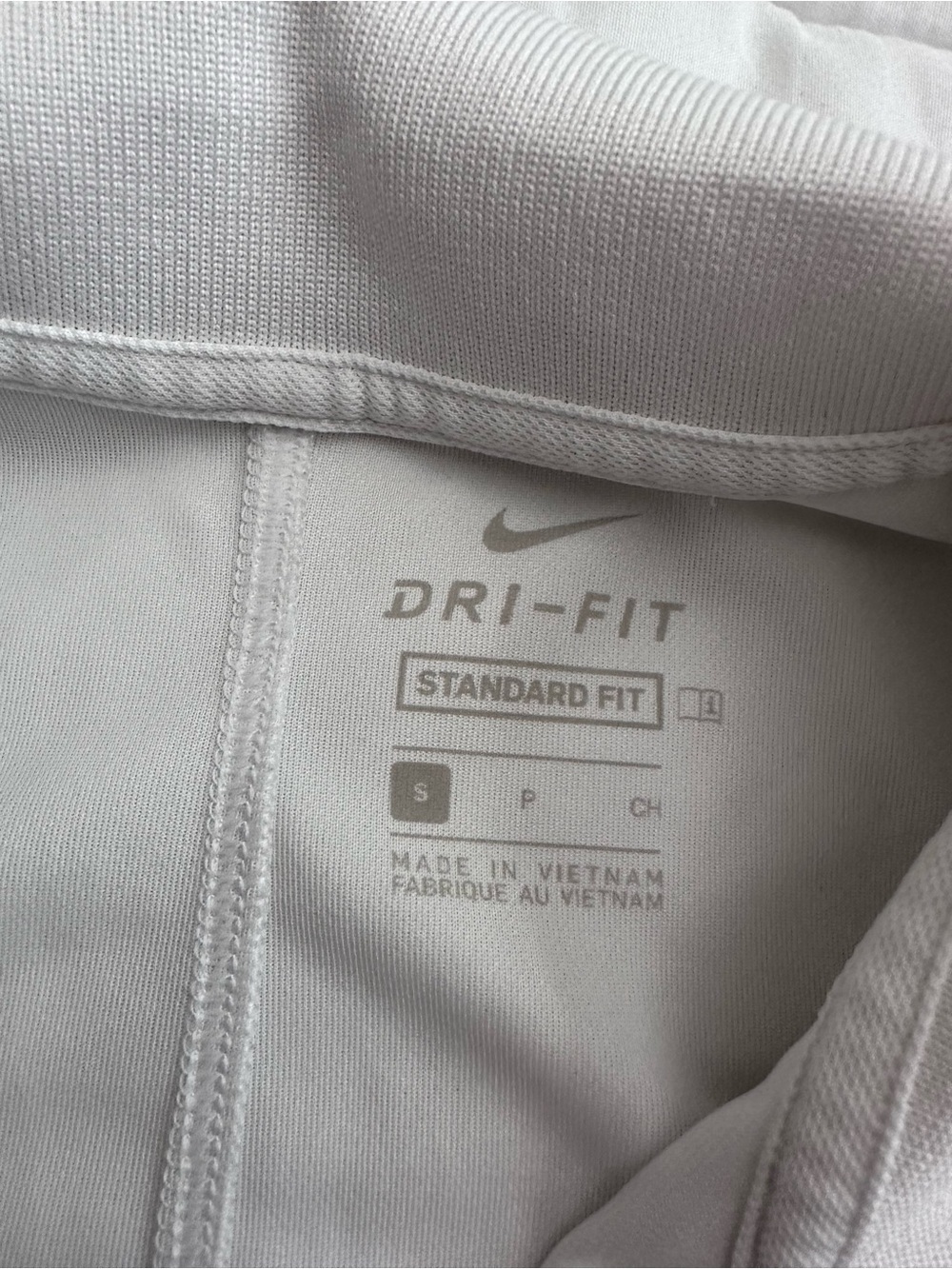 Nike Women’s White Sleeveless Polo Shirt - Picture 6 of 9